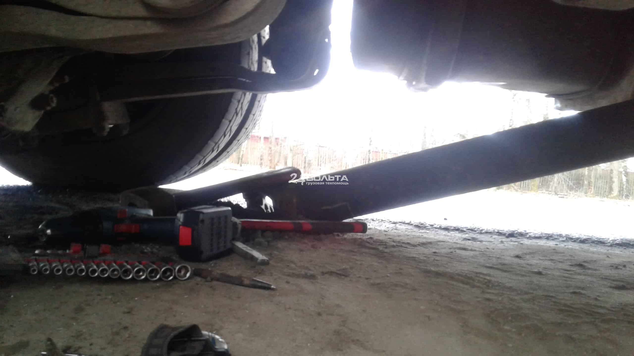 Замена подвесного подшипника Мерседес